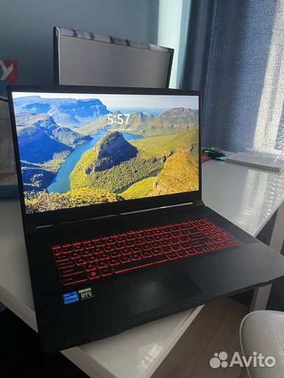 Ноутбук MSI GF76 katana