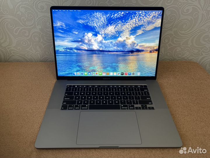 MacBook Pro 16 2019/2021 i7/16/512Gb 54 цикла