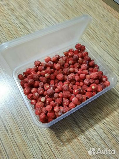 Земляника свеже-мороженая