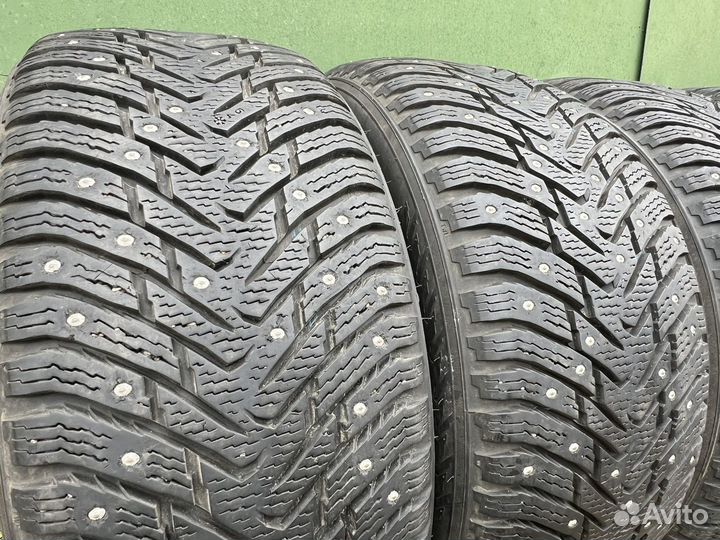 Nokian Tyres Hakkapeliitta 8 225/50 R17