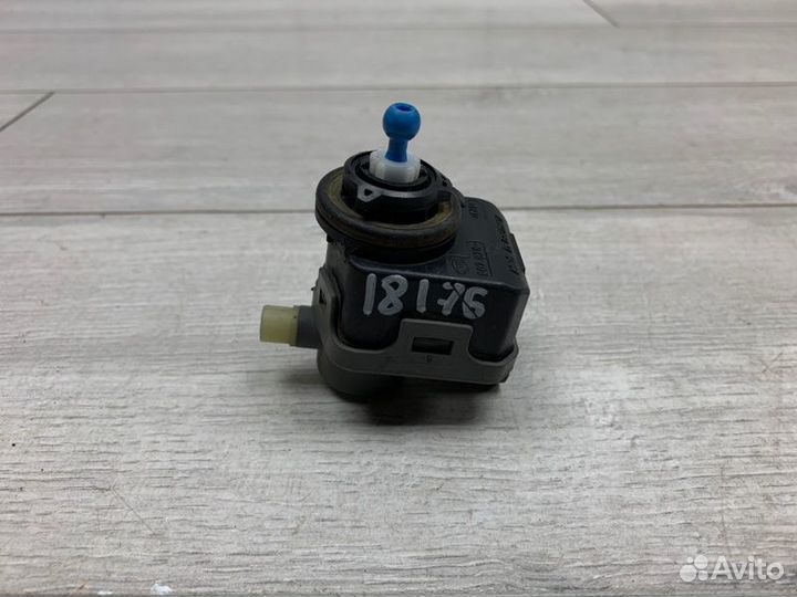 Корректор фар Nissan Qashqai кроссовер R9M 2013