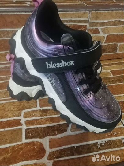Кроссовки blessbox