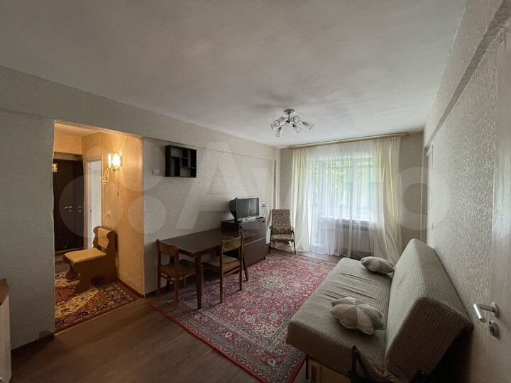 4-к. квартира, 58 м², 2/5 эт.