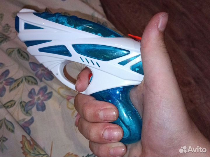 Водный пистолет