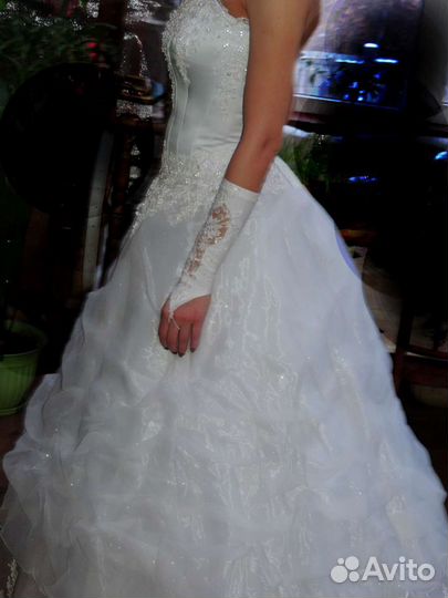 Свадебное платье