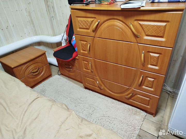 Спальный гарнитур бу