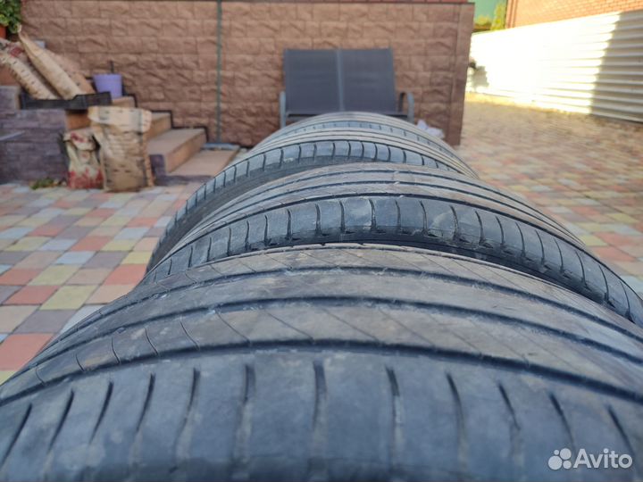 Michelin Primacy 4 235/55 R18 100V