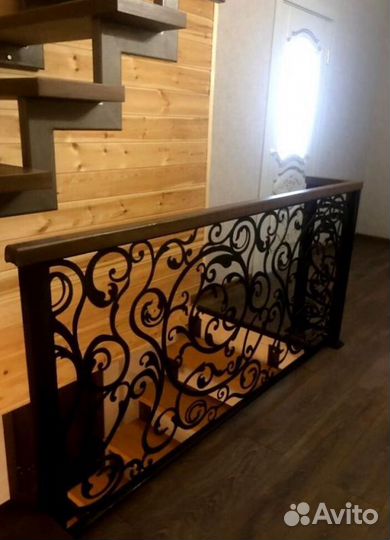 Лестница в коттедж