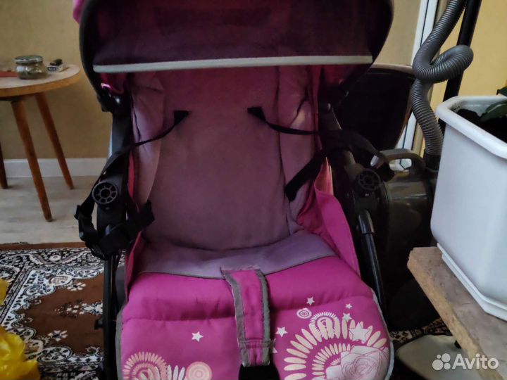 Прогулочная коляска