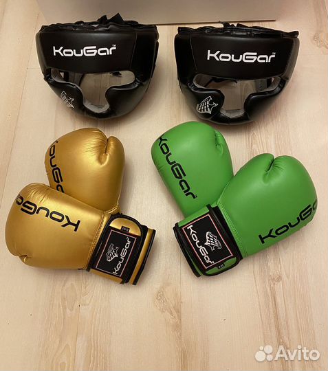 Шлем и перчатки для единоборств kougar