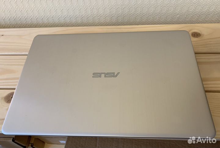 Asus Vivobook S15 S510U