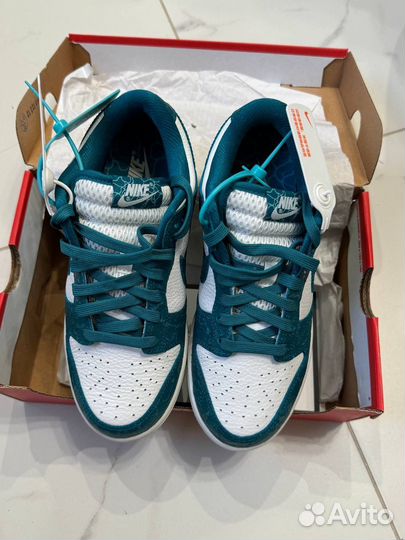 Кроссовки Nike Dunk low женские