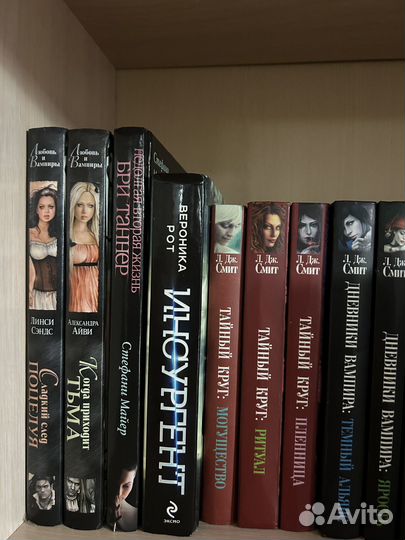 Книги про Вампиров. Дневники вампира. Сумерки