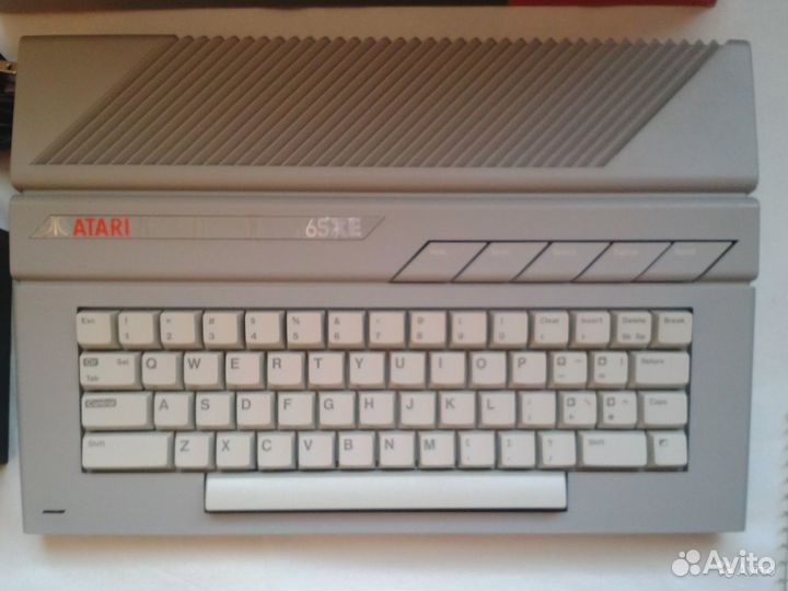 Atari 65XE ntsc-U абсолютно новый в коробке