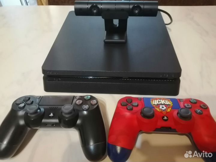 Игровая консоль Sony PS4