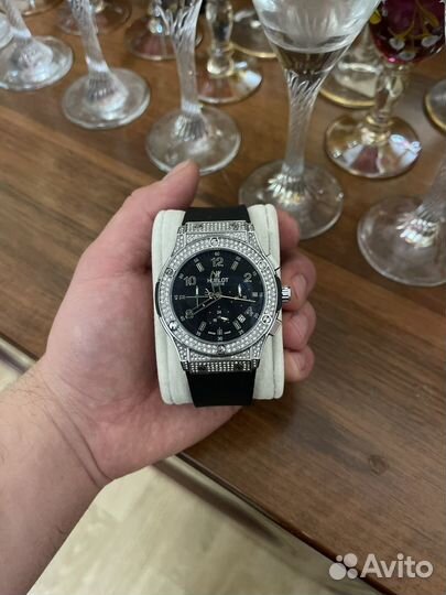 Часы hublot