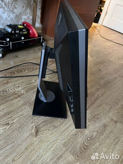 Монитор Dell u2711b