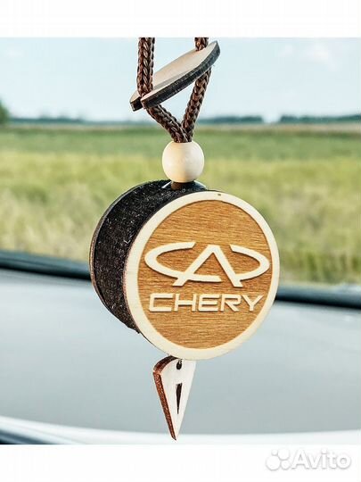 Ароматизатор подвеска деревянная в авто Chery