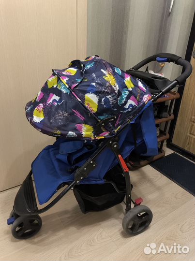 Прогулочная коляска