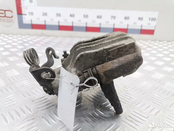 Суппорт задний правый для Audi A4 B6 8E0615424G