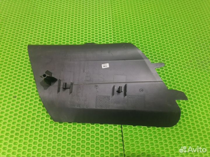 Обшивка консоли Фольксваген Кадди 3