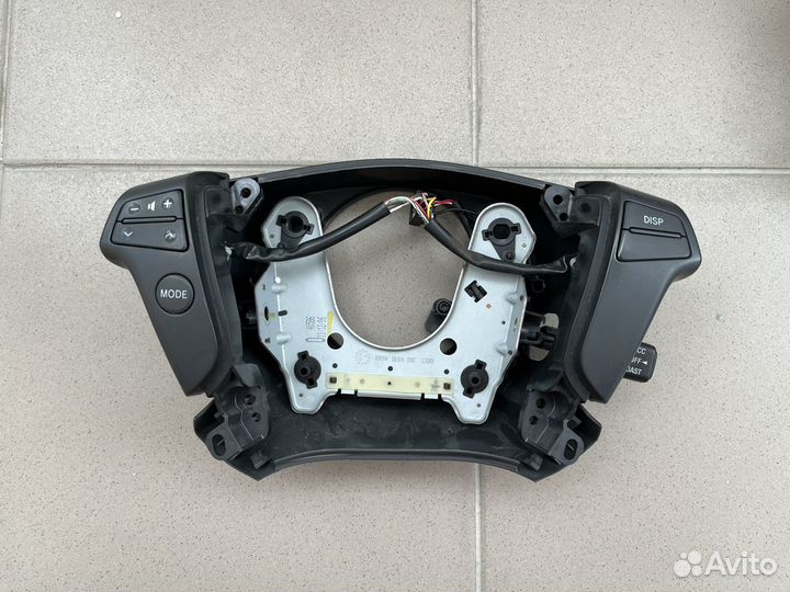 Кнопки мультируля Toyota Avensis 2003-2008