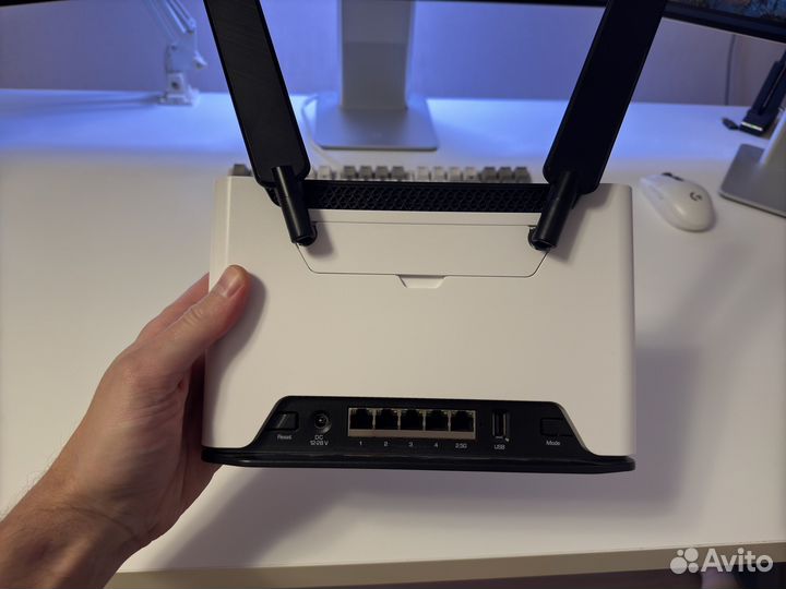 Роутер Mikrotik Chateau lte18 ax