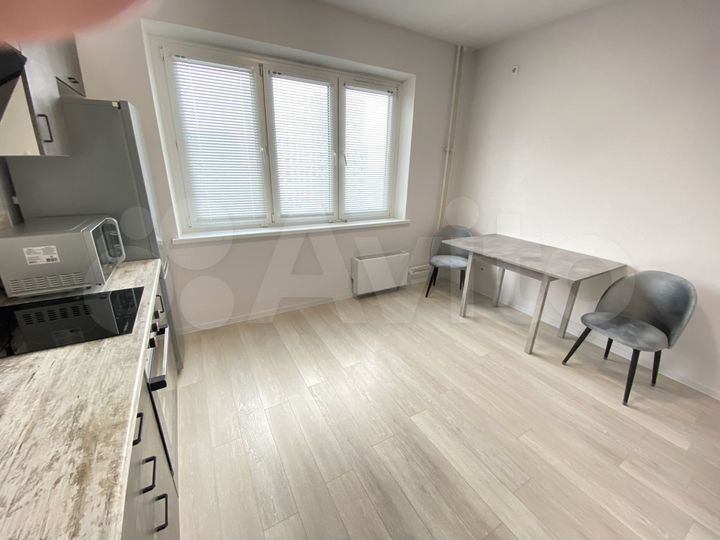 1-к. квартира, 38 м², 15/25 эт.