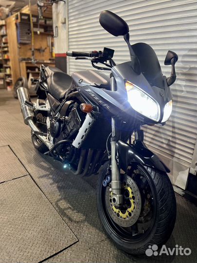 Yamaha FZS1000 fazer