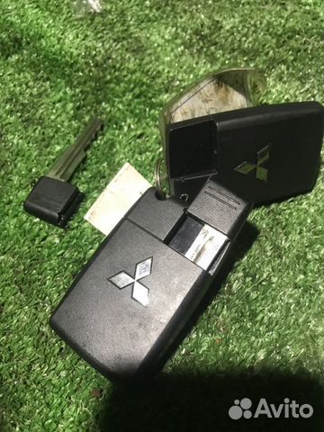 Ключ замка зажигания Mitsubishi