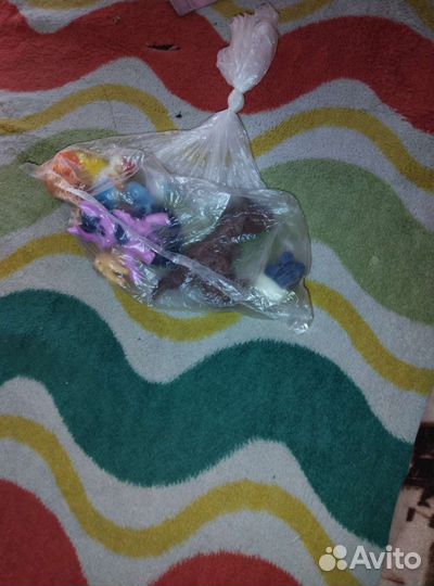 Игрушки пакетом из Киндер сюрприза
