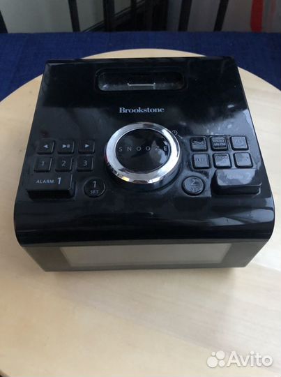 Проигрыватель brookstone