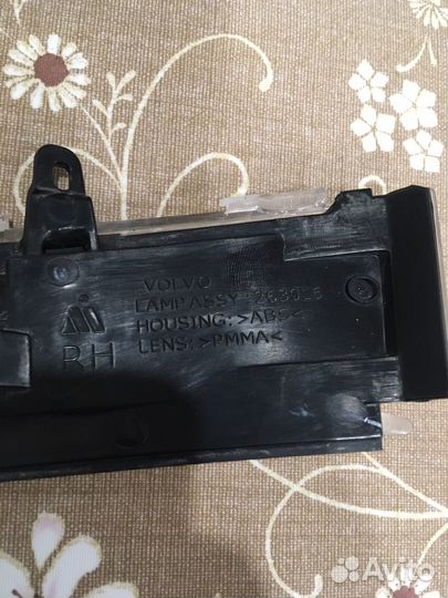 Повторитель поворота в зеркало Volvo XC60