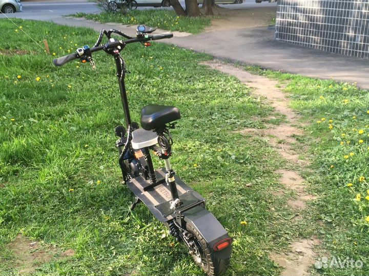 Самокат взрослый электрический бу