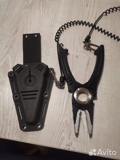 Плоскогубцы Simms Guide Plier