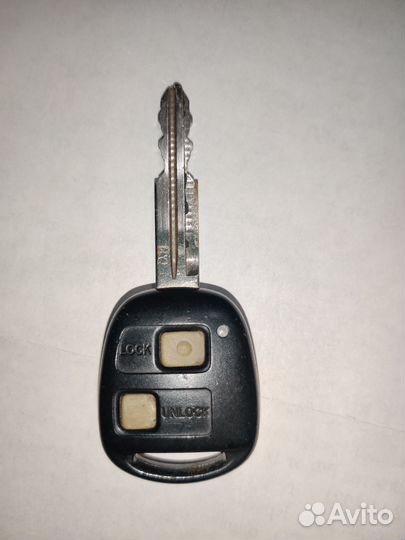 Ключ зажигания Daihatsu