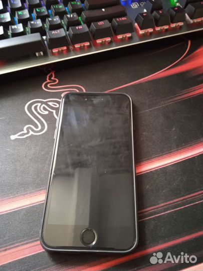 Телефон iPhone 6s