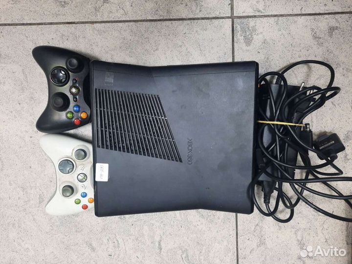 Игровая приставка xbox 360