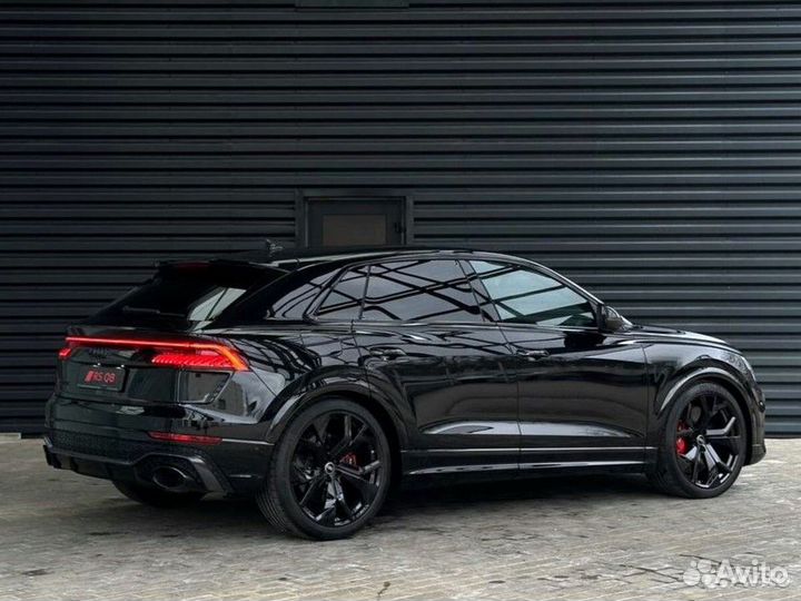 Audi RS Q8 4.0 AT, 2023