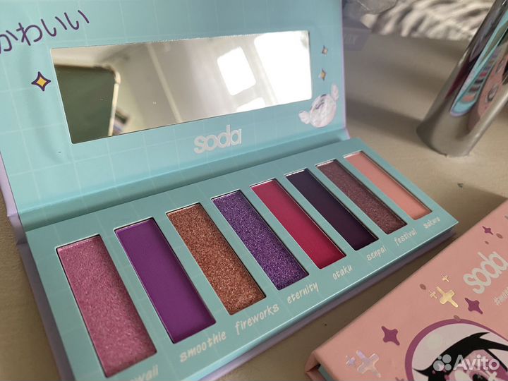 Soda #Mangaeyes eyeshadow palette