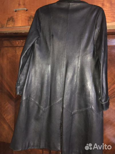 Плащ, куртка кожаная