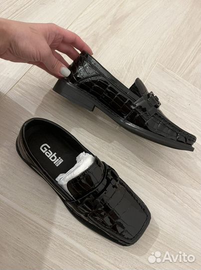 Лоферы для девочек и девушек 36р