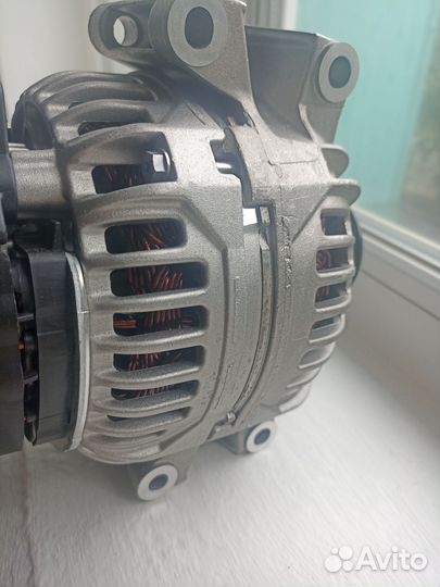 Новый оригинальный генератор VAG 1.8 TSI