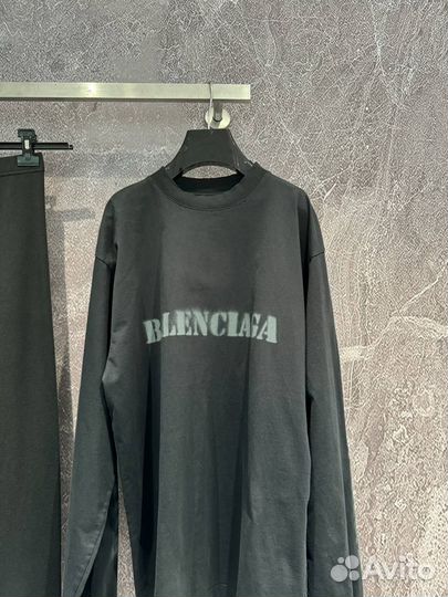 Лонгслив Balenciaga