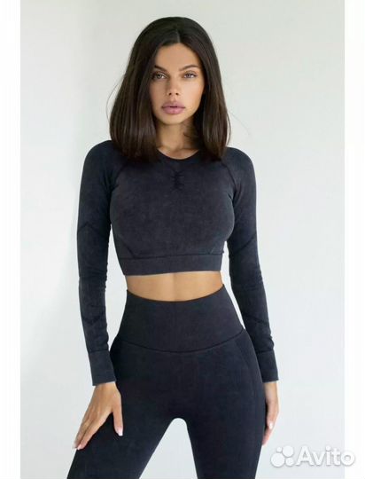 Спортивный костюм женский