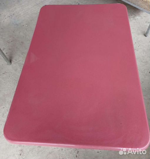 Столы и стулья для кофе и столовой