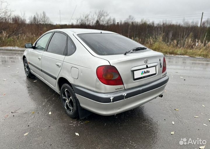 Toyota Avensis 1.6 МТ, 1999, 390 500 км