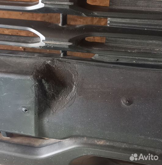 Бампер передний нива тревел