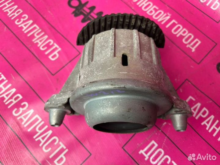 Подушка двигателя Mercedes-Benz w212 (14)