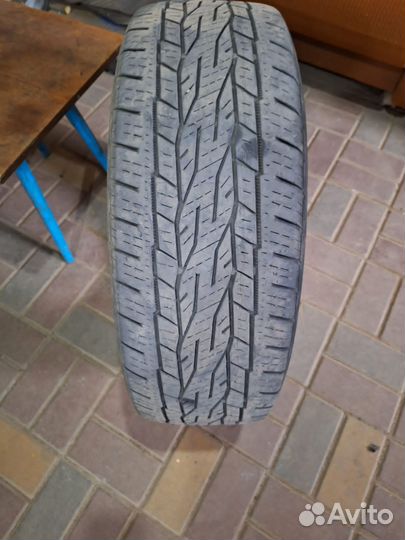 Continental ContiCrossContact LX2 215/60 R17